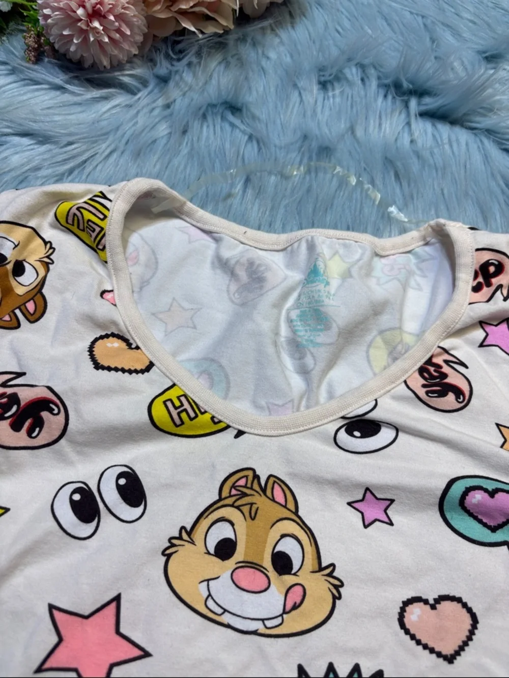 Disney Parks Chip ‘n Dale Long Sleeve Pajama Top sz S - Picture 2 of 8